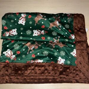 Holiday-Themed Green and Brown Kids Blanket